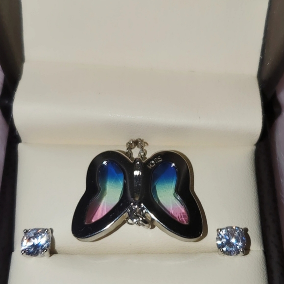 Crystal Sterling Silver Studs and Butterfly Neckla - Picture 4 of 11